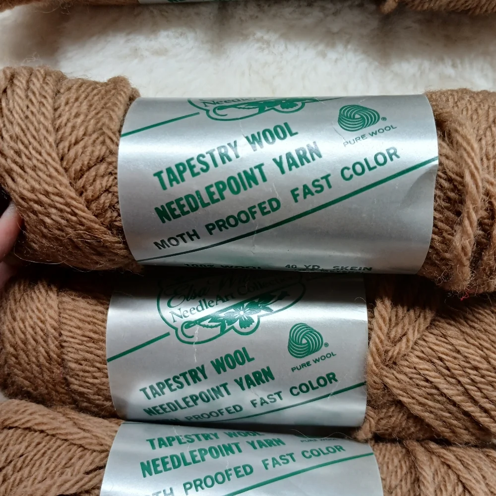 Elsa Williams Needlepoint Yarn Lot of 5 Skeins 100% Wool Tapestry Yarn Brown NEW - Picture 3 of 5